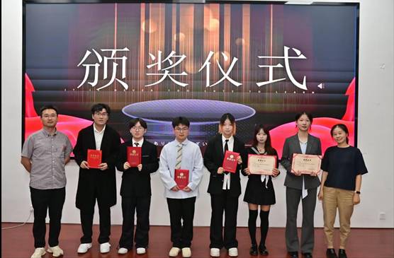 说明: 375040a98cadb66fed5ebb9853f33834